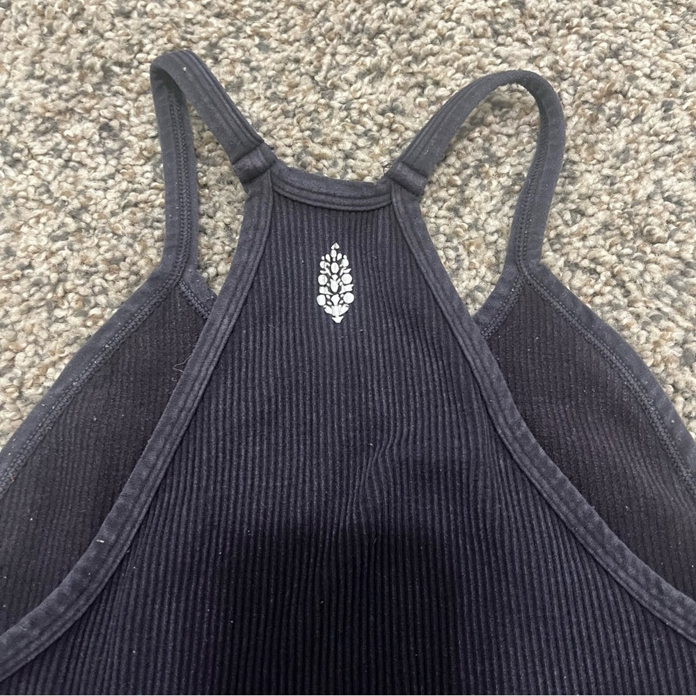 FP Movement by Free People Happiness Runs Cropped Tank Grey/Washed Black XS/S - Picture 4 of 4